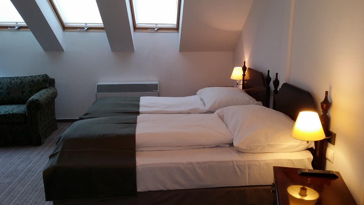 Opera Loft Rooms And Apartments Budapest Exterior foto